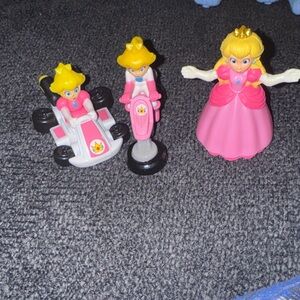 Mario Kart McDonalds Princess Peach Bundle